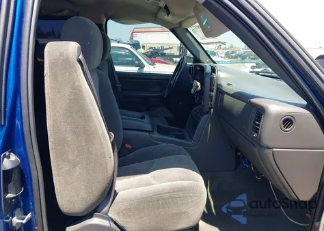 2004 Chevrolet Silverado C1500 z USA, uszkodzony, nr VIN 2GCEC19T941230520